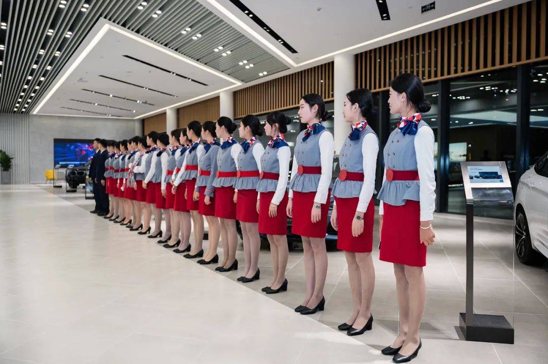 蓉渝雙城記 從巴蜀美食到現(xiàn)代服務(wù)的交融