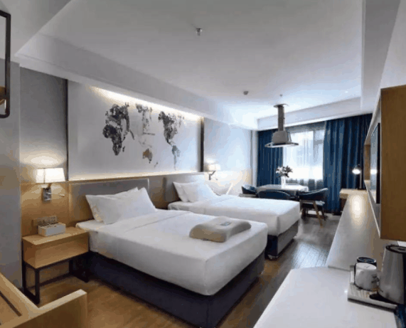 凱里亞德酒店 以旅行精神為核心的差異化優勢與高效管理體系